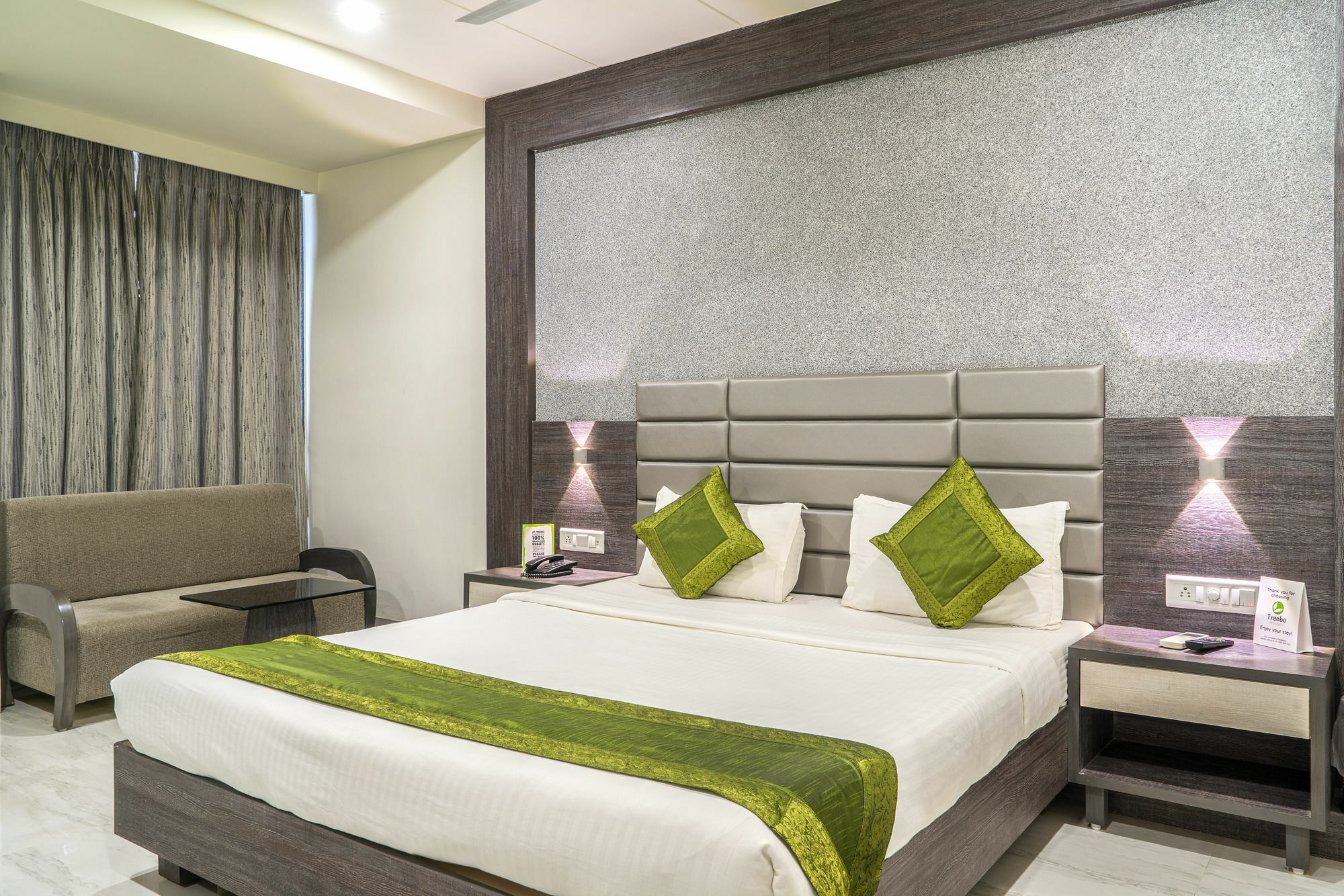 Hotel Treebo Unity Ahmedabad Exterior foto